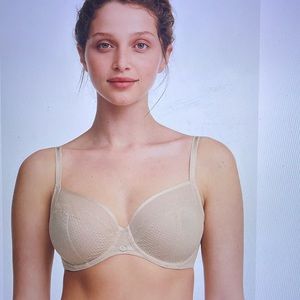 NWT Chantelle Parisian Allure Unlined Plunge Bra